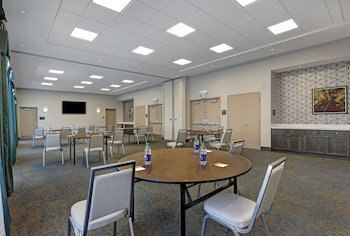 hampton inn and suites by hilton belleville