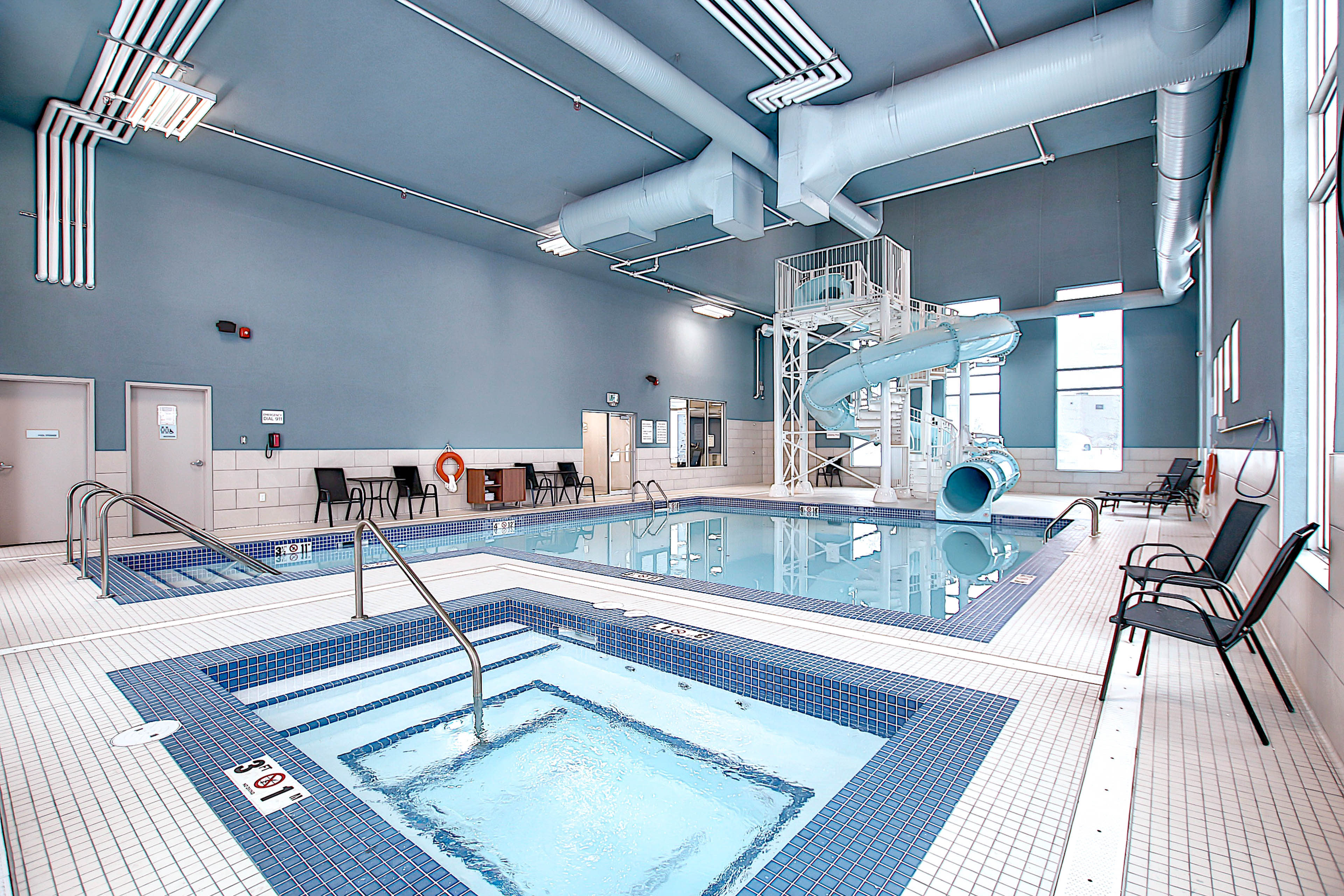 holiday inn express and suites calgary airport trail