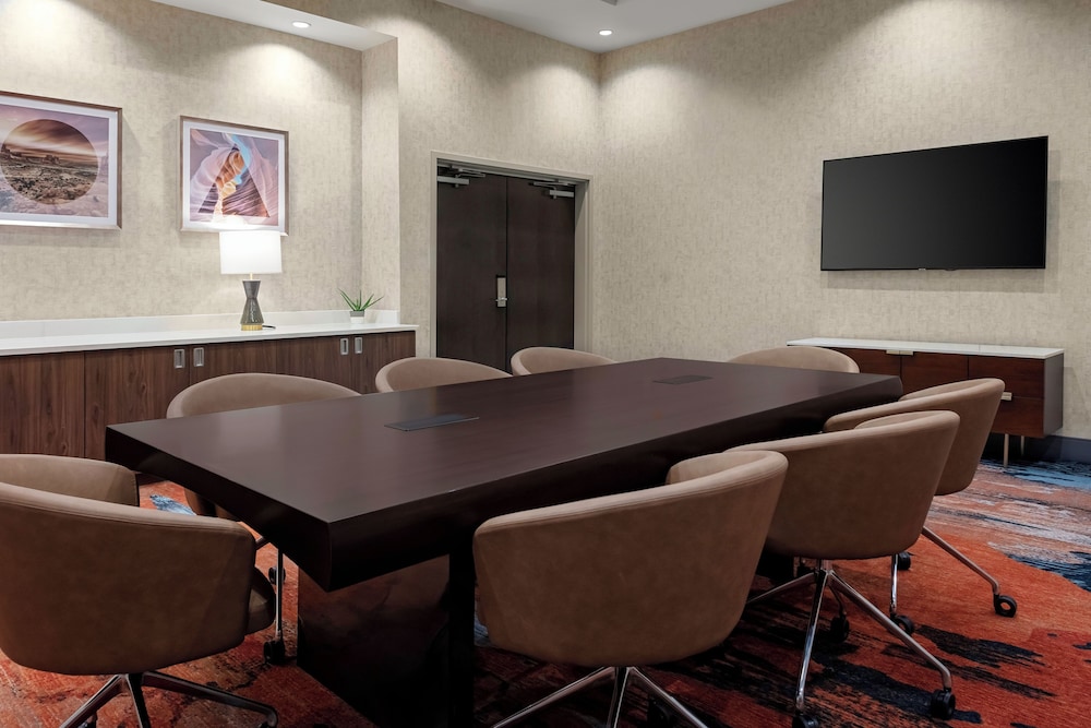 hilton garden inn chandler downtown
