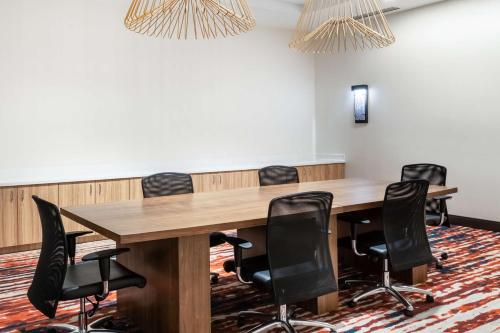 hilton garden inn longmont