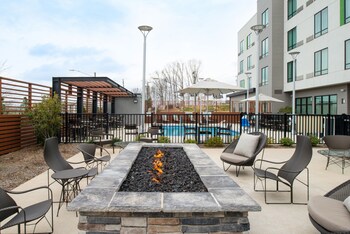 courtyard by marriott charlotte steele creek