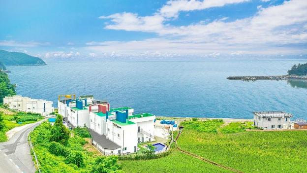 the haru oceanview pension
