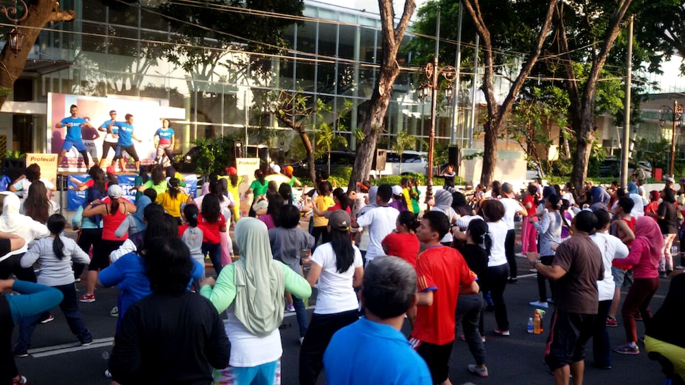 mercure surabaya grand miram