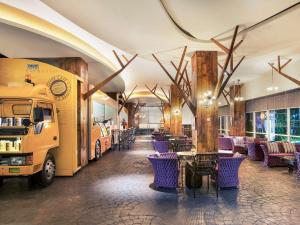 mercure surabaya grand miram