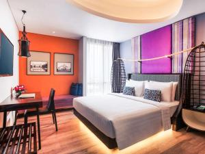 mercure surabaya grand miram