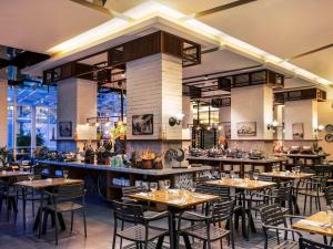 mercure surabaya grand miram