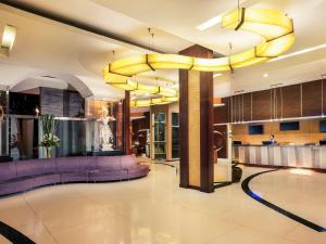 mercure surabaya grand miram