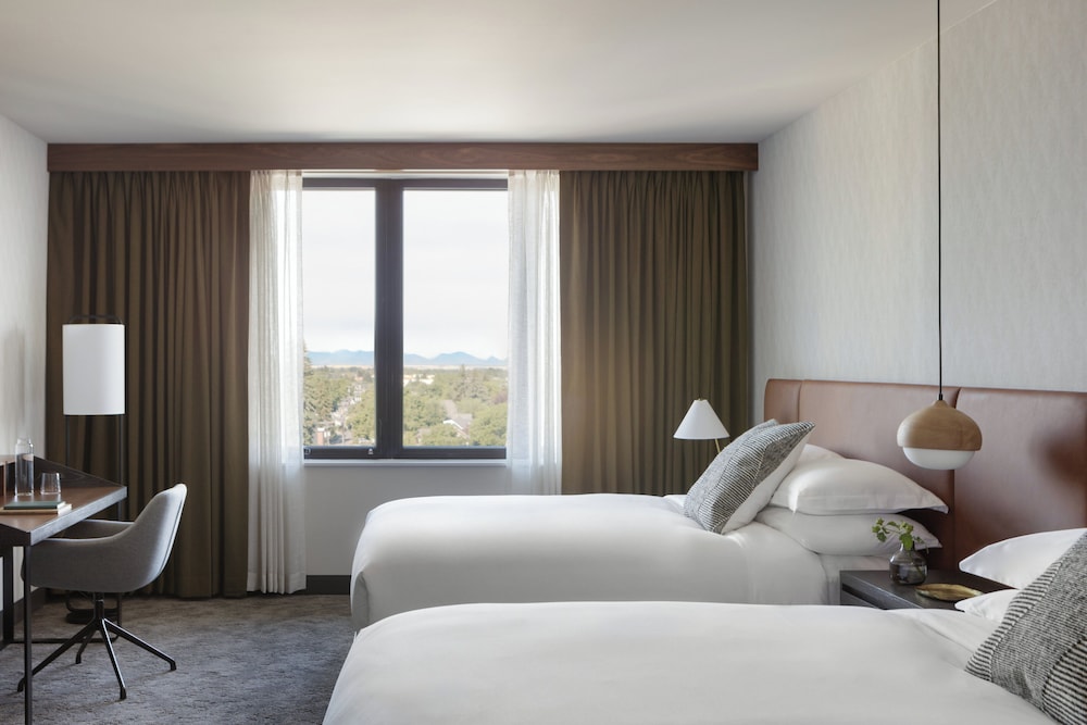 kimpton armory hotel bozeman an ihg hotel