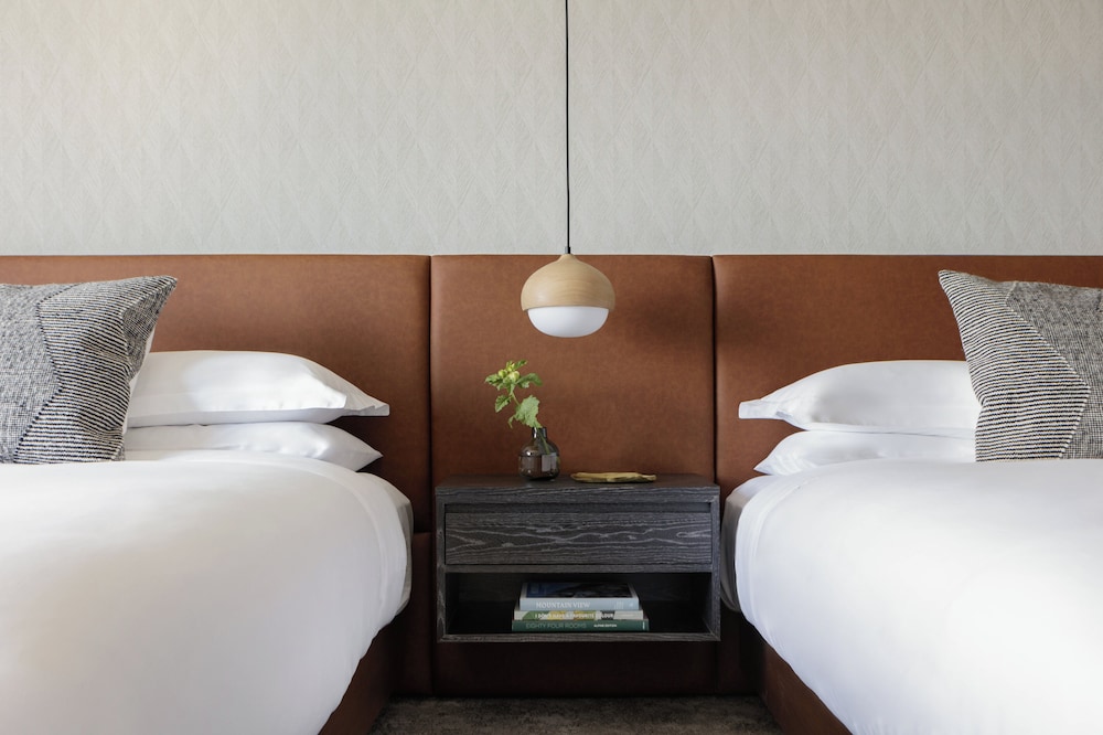 kimpton armory hotel bozeman an ihg hotel