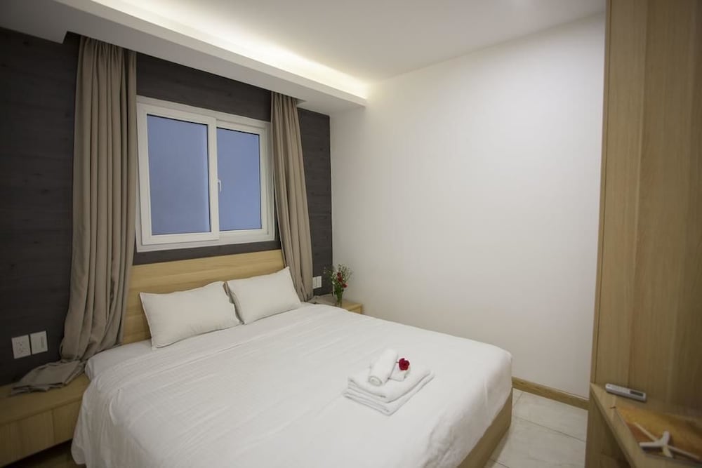 ideal time apartment