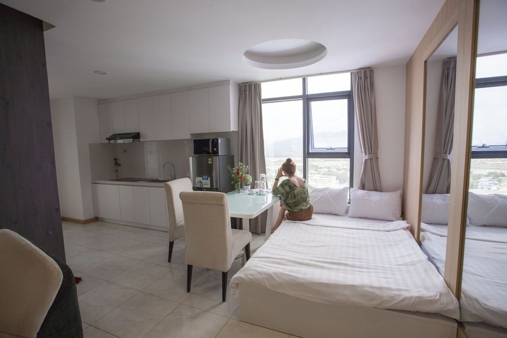 ideal time apartment