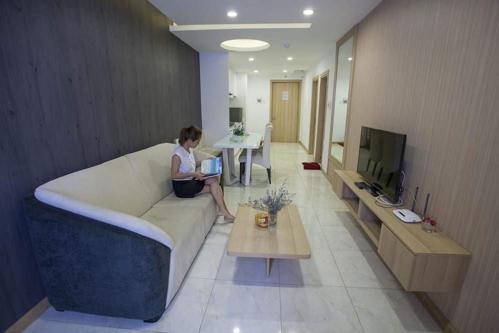 ideal time apartment