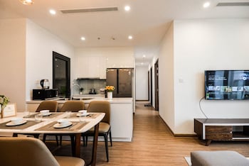 luxury apartment vinhomes skylake
