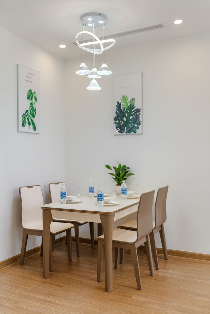 luxury apartment vinhomes skylake