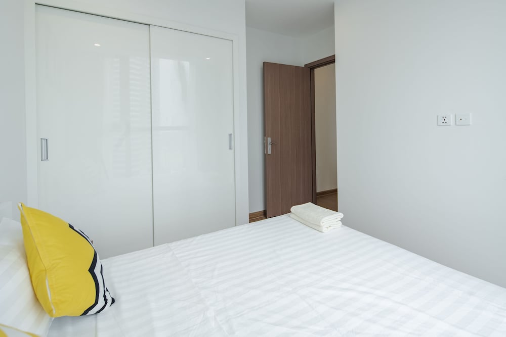 luxury apartment vinhomes skylake
