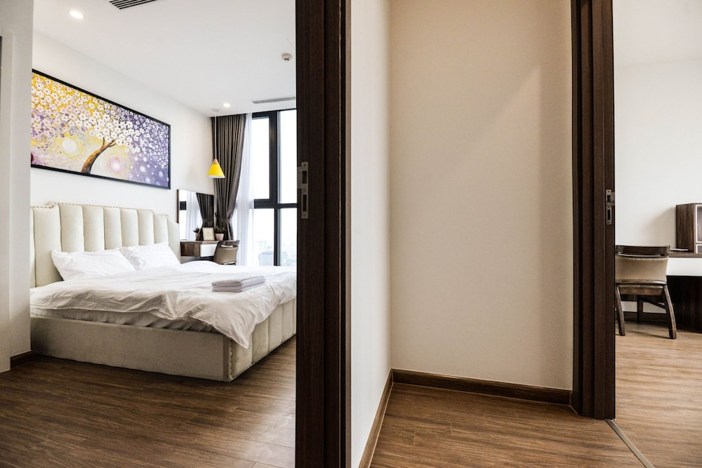 luxury apartment vinhomes skylake