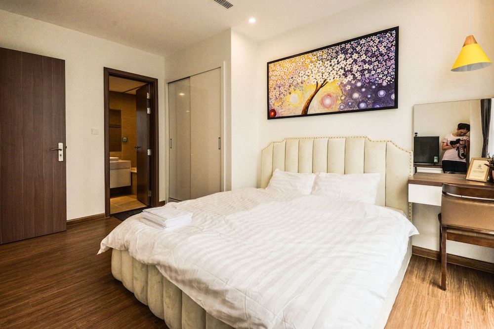 luxury apartment vinhomes skylake