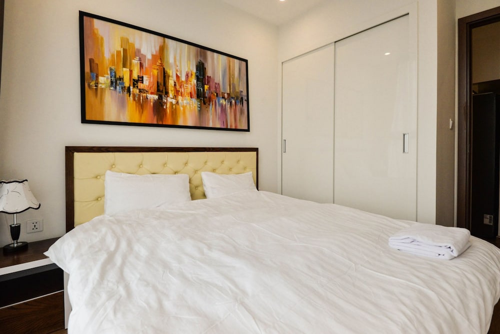 luxury apartment vinhomes skylake