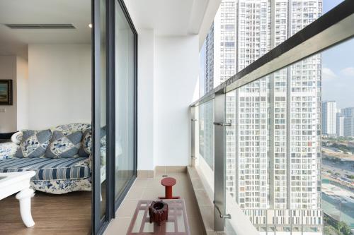 luxury apartment vinhomes skylake
