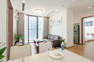 luxury apartment vinhomes skylake