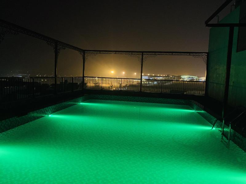 paragon noi bai hotel and pool