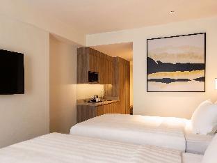 novotel suites manila at acqua