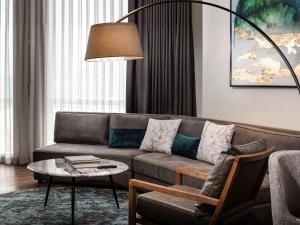 novotel suites manila at acqua