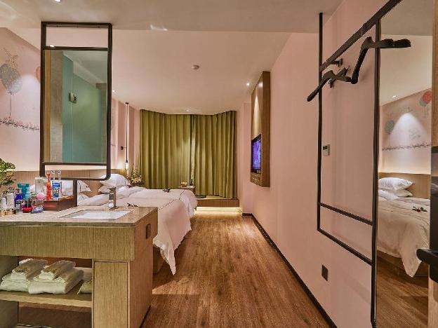 yiwu boman hotel