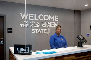 hampton inn and suites deptford