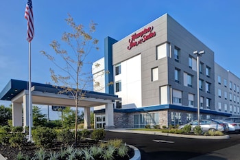 hampton inn and suites deptford