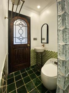 hue crown boutique hotel