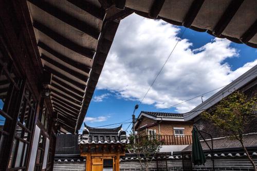 bonghwangjae hanok