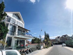 mille fleurs 02 hotel