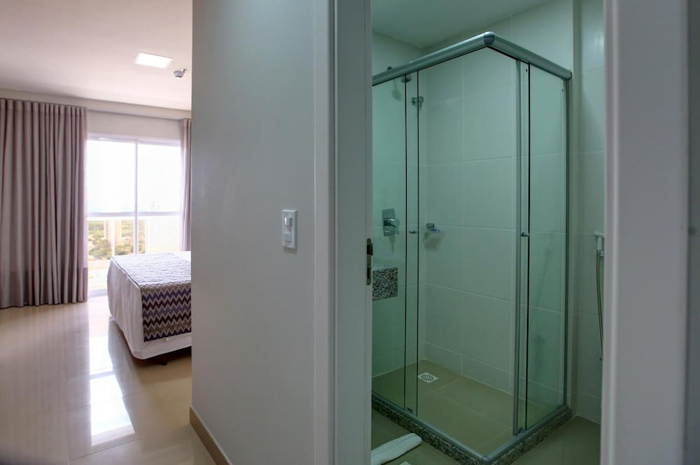 advanced hotel and flats