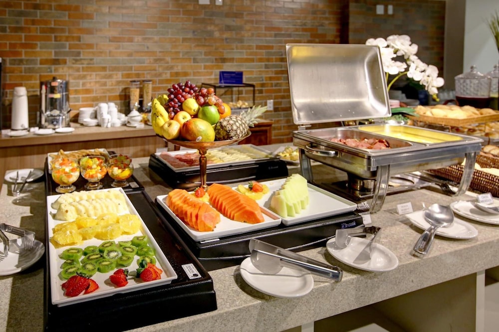 advanced hotel and flats