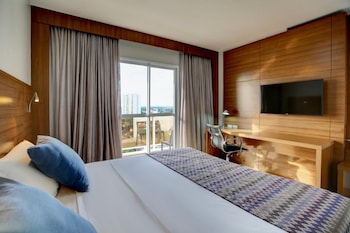 advanced hotel and flats