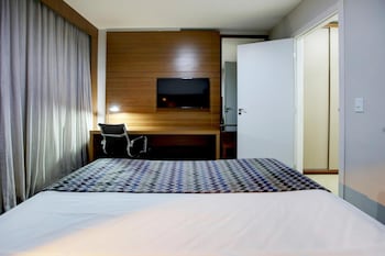 advanced hotel and flats