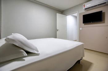 advanced hotel and flats