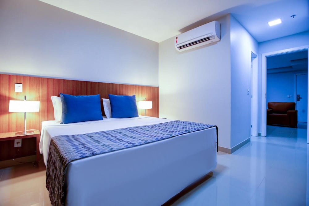 advanced hotel and flats