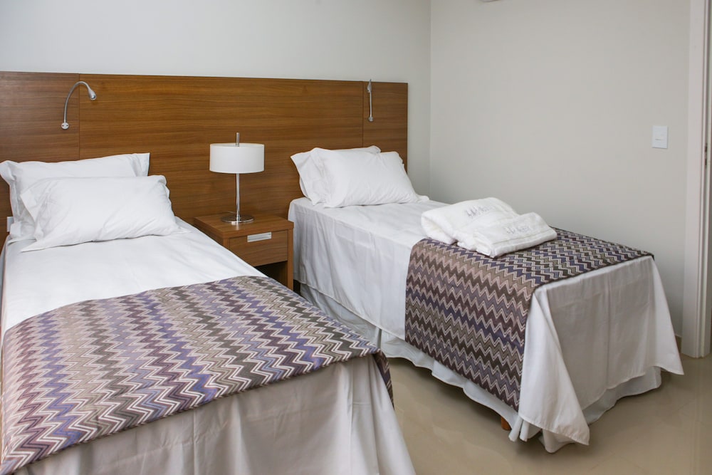 advanced hotel and flats