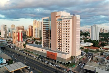 advanced hotel and flats