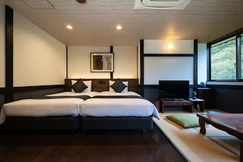 onsen guesthouse tsutaya hostel