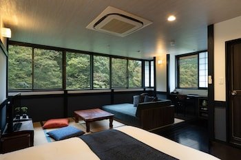 onsen guesthouse tsutaya hostel