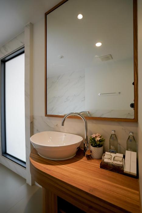 Canalis Suvarnabhumi Airport Hotel,Bangkok>>Bang Sao Thong,4 star