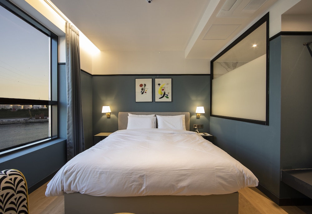 brown dot hotel jangsaengpo