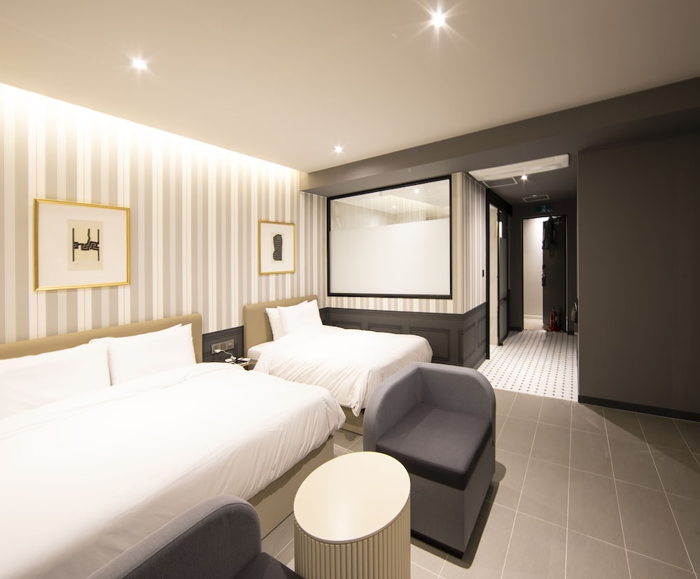 brown dot hotel jangsaengpo