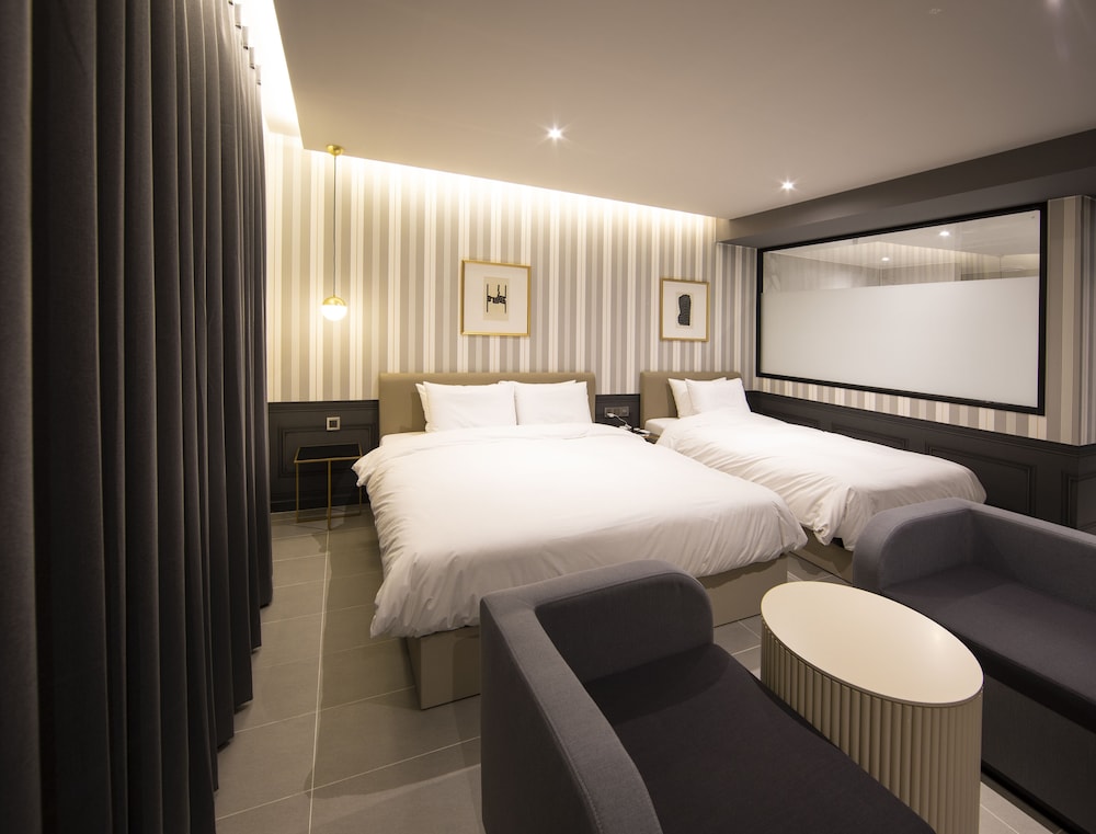brown dot hotel jangsaengpo