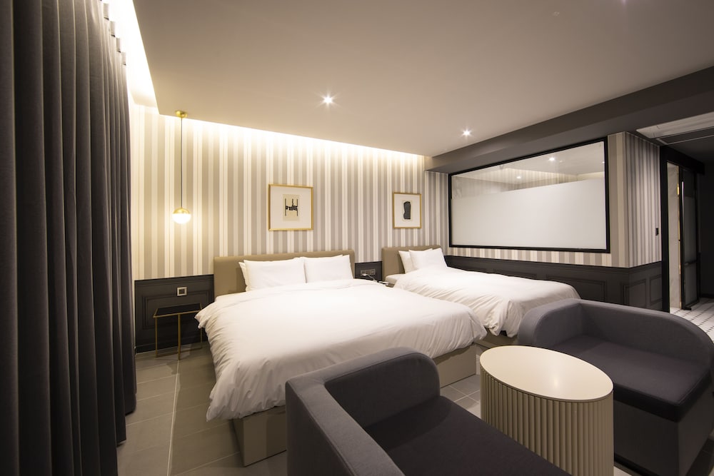 brown dot hotel jangsaengpo