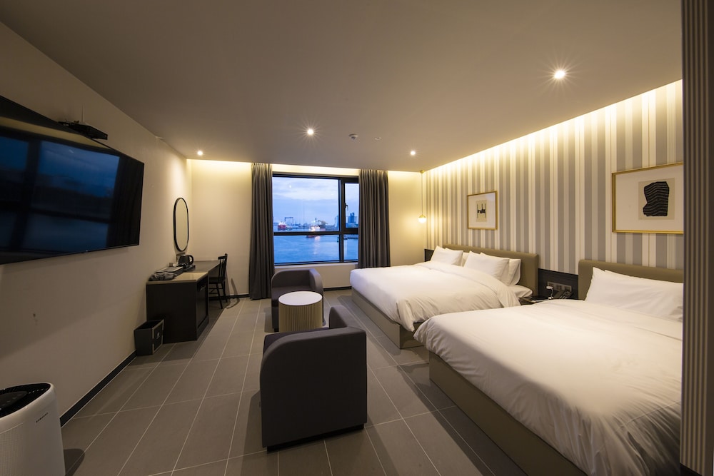 brown dot hotel jangsaengpo