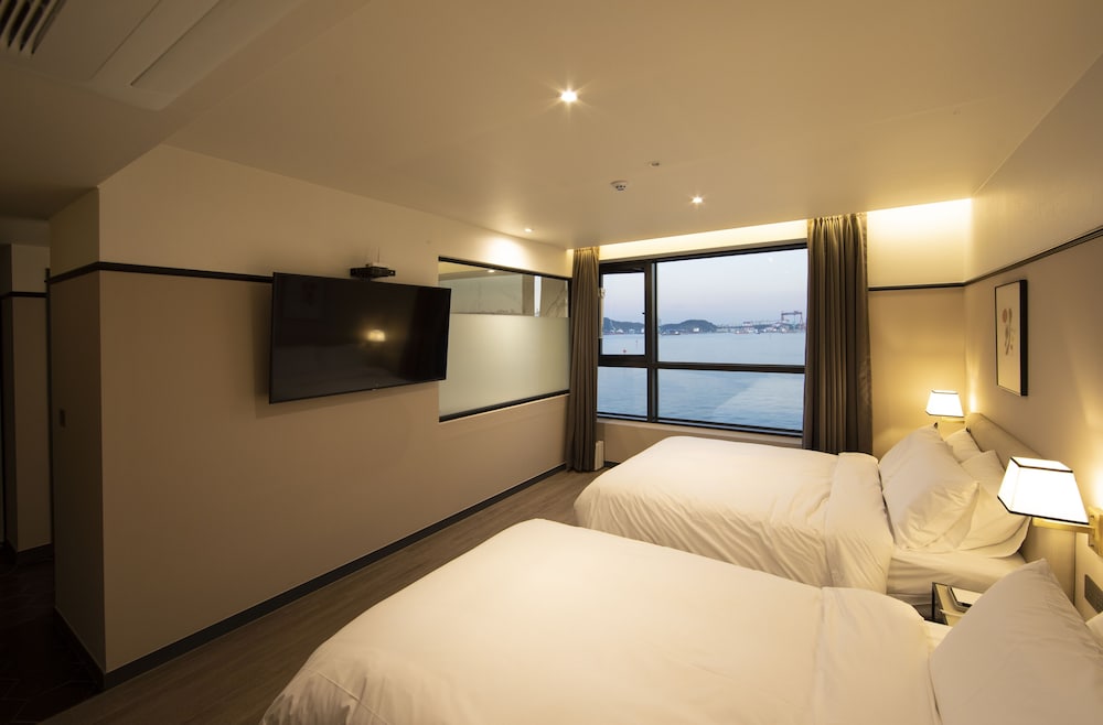 brown dot hotel jangsaengpo